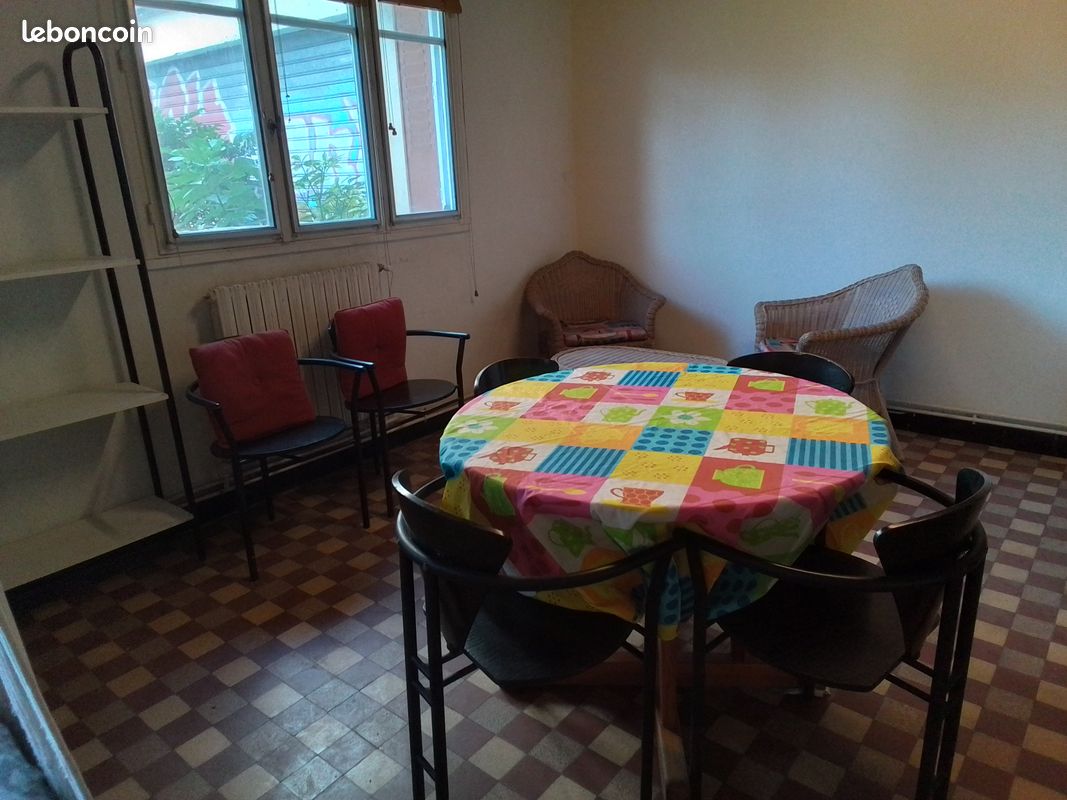 Appartement 4 pièces 64 m² · à Grenoble · 64 m² · 857 €