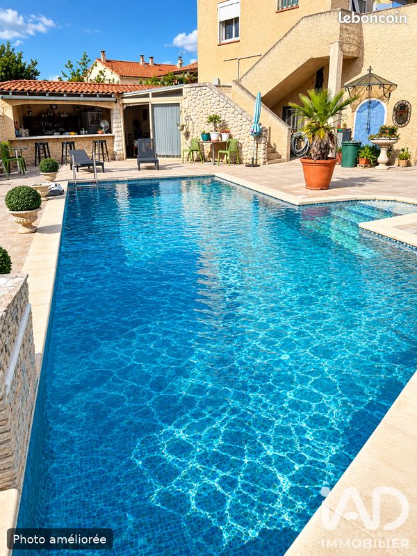 Maison 6 pièces 220 m² · à Port-Saint-Louis-du-Rhône · 220 m² · 417 000 €