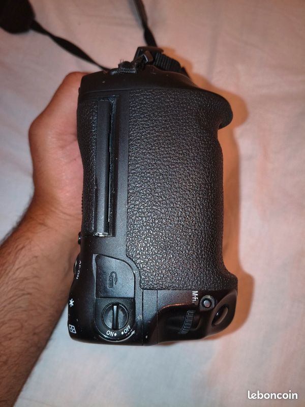 Canon 1 DX Mark 2 (image 3)