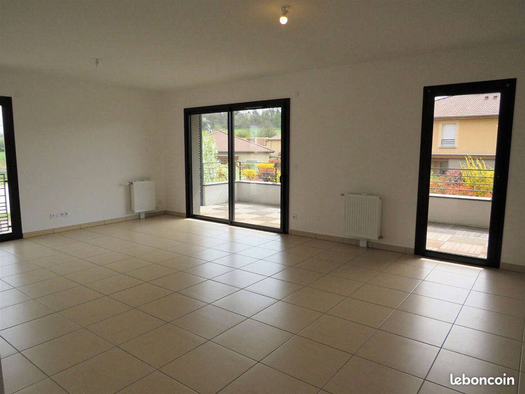 Appartement 3 pièces 84 m² · à Heyrieux · 84 m² · 1 143 €/mois