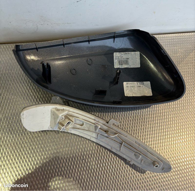 Coque Rétroviseur Droite Peugeot 208 (2012-2019) – ABS Anti-Rayures – Clipage Facile