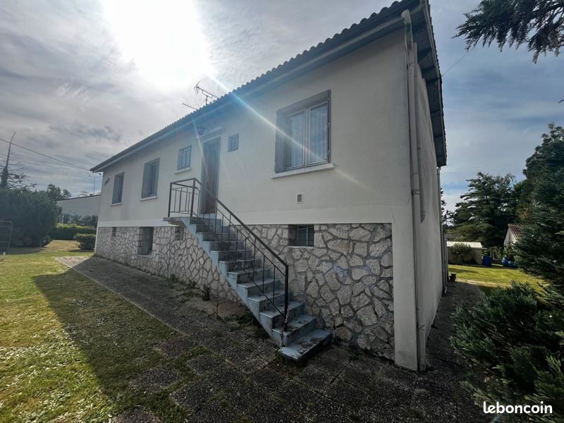Maison 6 pièces 157 m² · à Montendre · 157 m² · 138 320 €