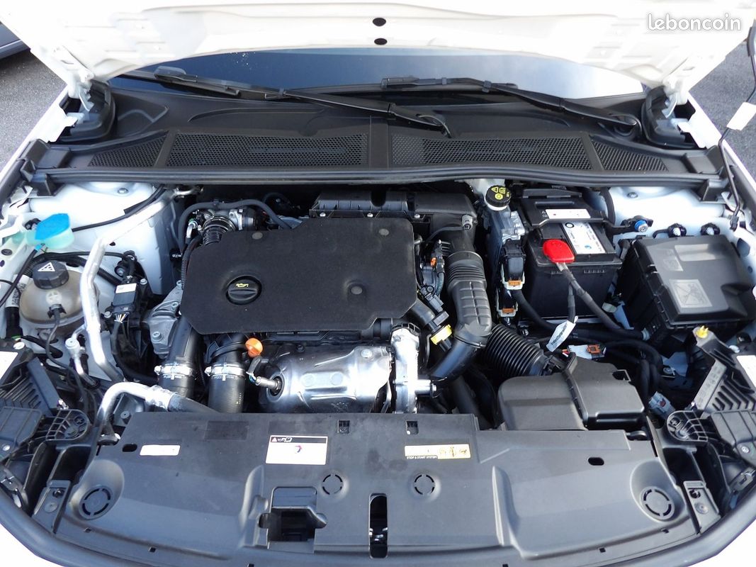 Peugeot 308 1.5 BLUEHDI 130CH S&S ACTIVE PACK (image 20)