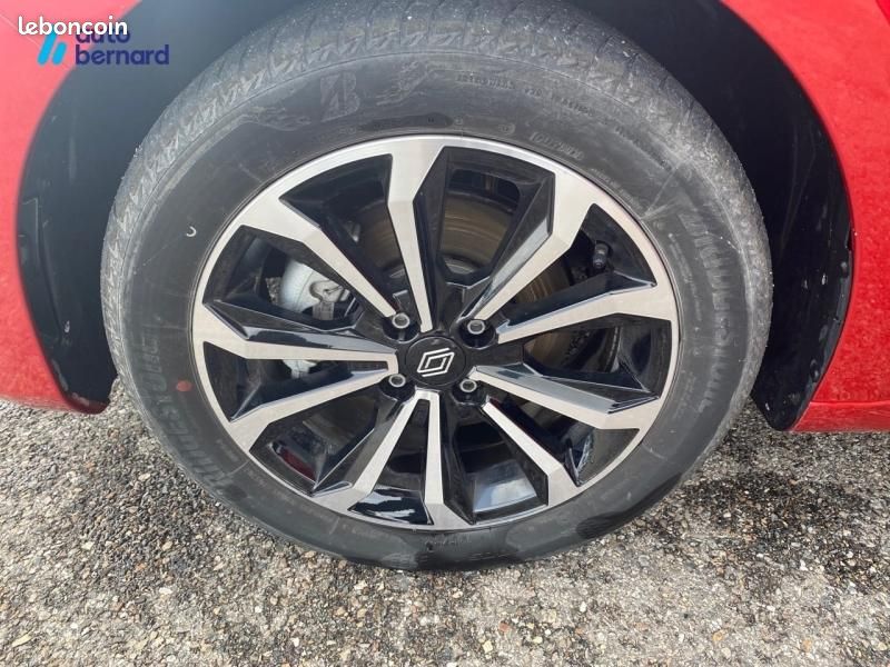 Renault Clio 1.6 E-Tech 145ch full hybrid Techno - 24 (image 11)