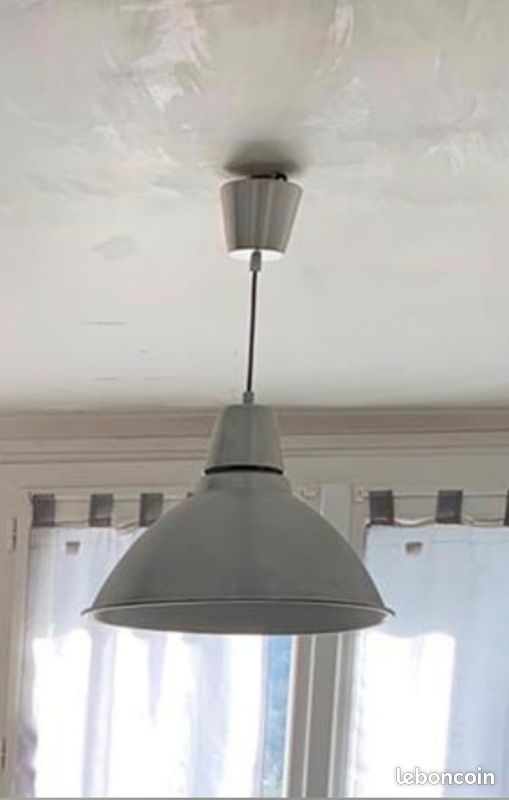 Lustre (image 1)