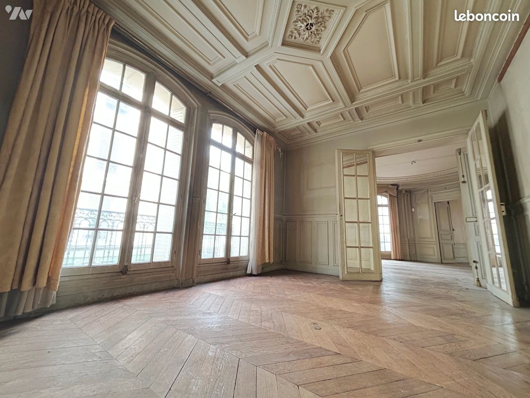 Appartement 5 pièces 127 m² · à Paris 16 · 127 m² · 1 000 000 €