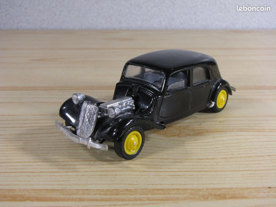 Jouet Ancien CITROËN TRACTION - Voiture Miniature De Collection (occasion)