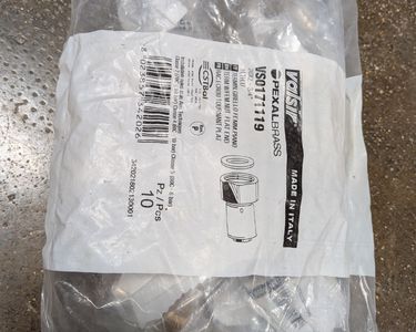 RACCORD MULTICOUCHE PEXAL - FF - Droit écrou tournant - Raccords multicouche à sertir et à visser - VS0171107