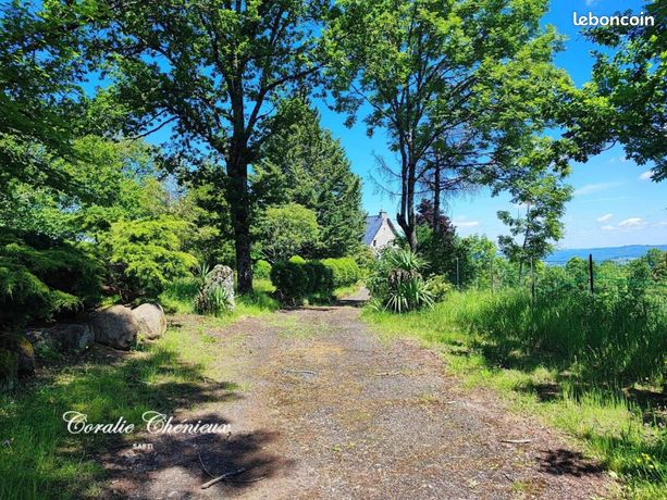 Propriété 7 pièces 174 m²