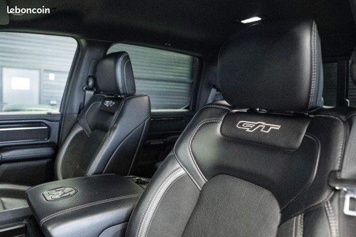 DODGE RAM 1500 - CREW CAB LARAMIE 5.7 HEMI V8 GT - Garantie 12 mois (image 15)