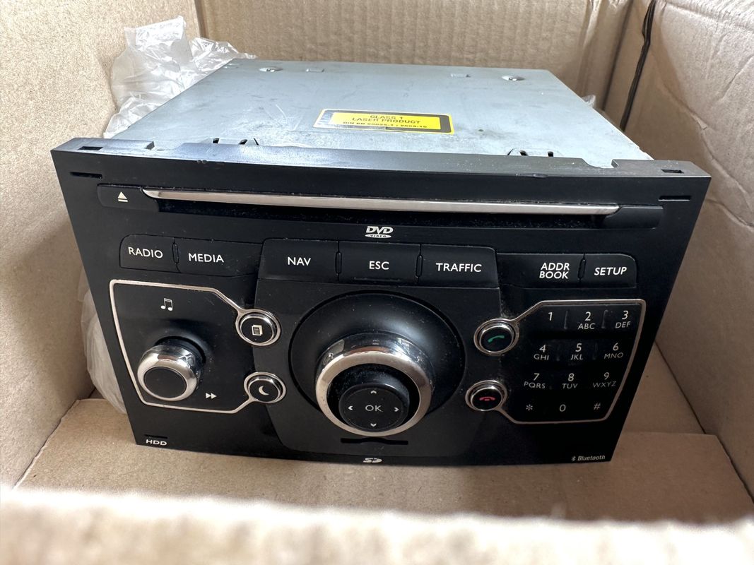 Poste autoradio radio cd gps mp3 hdd DVD Bluetooth NG4 Peugeot 3008 5008  Citroen C5 Wipcom 3D - Équipement auto
