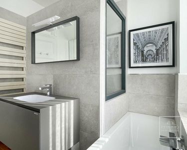 Maison 1 840 000 € - 700 m²