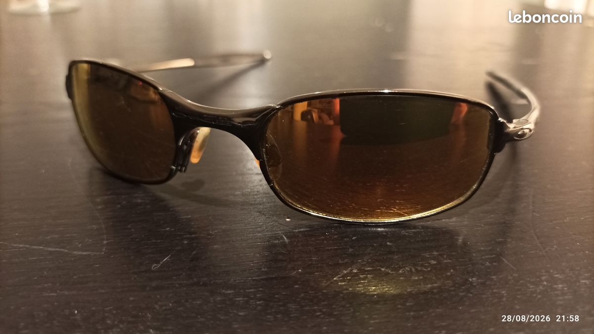 Oakley Square Wire 2.0 (image 1)