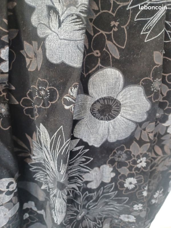 Robe S (image 2)