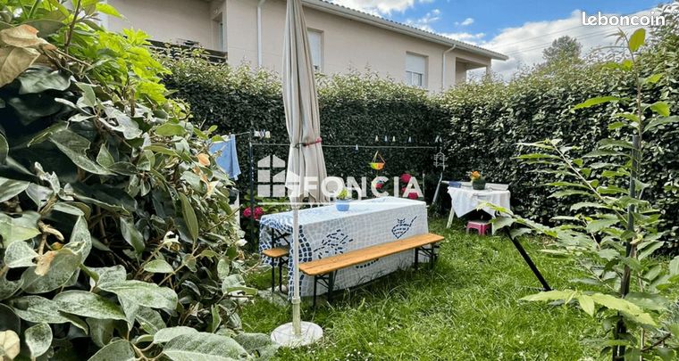 https://img.leboncoin.fr/api/v1/lbcpb1/images/3d/f9/ac/3df9acaf51f9941f8c91d797bcc30ad48f5454b5.jpg?rule=ad-image
