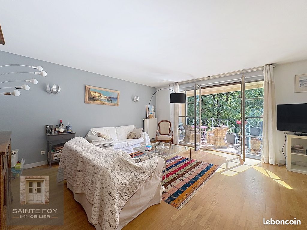 Appartement 6 pièces 127 m² · à Écully · 127 m² · 558 000 €