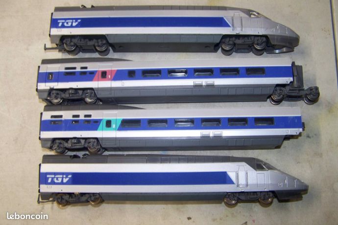 TGV ORANGE JOUEF 4 éléments --POUR PIÈCES UNIQUEMENT-- EUR 20,00