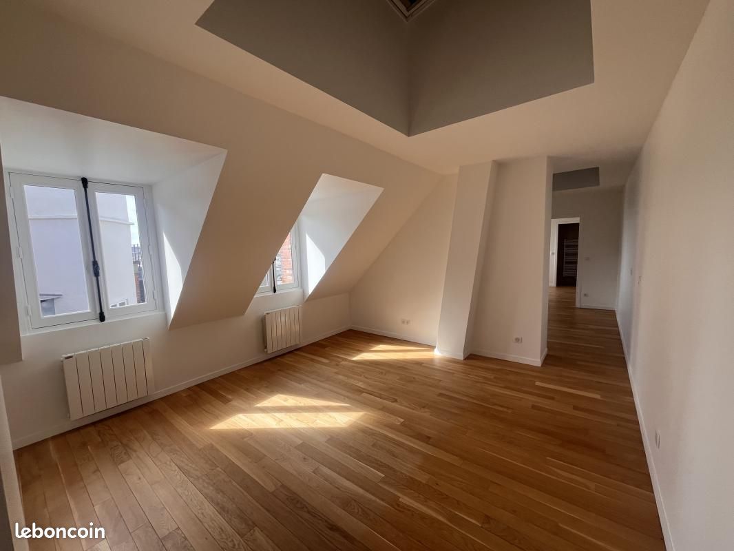 Appartement 3 pièces 71 m² · à Paris · 71 m² · 2 460 €/mois