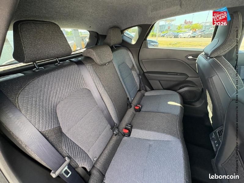 Renault Captur 1.8 E-Tech full hybrid 160ch Techno - 26 (image 30)