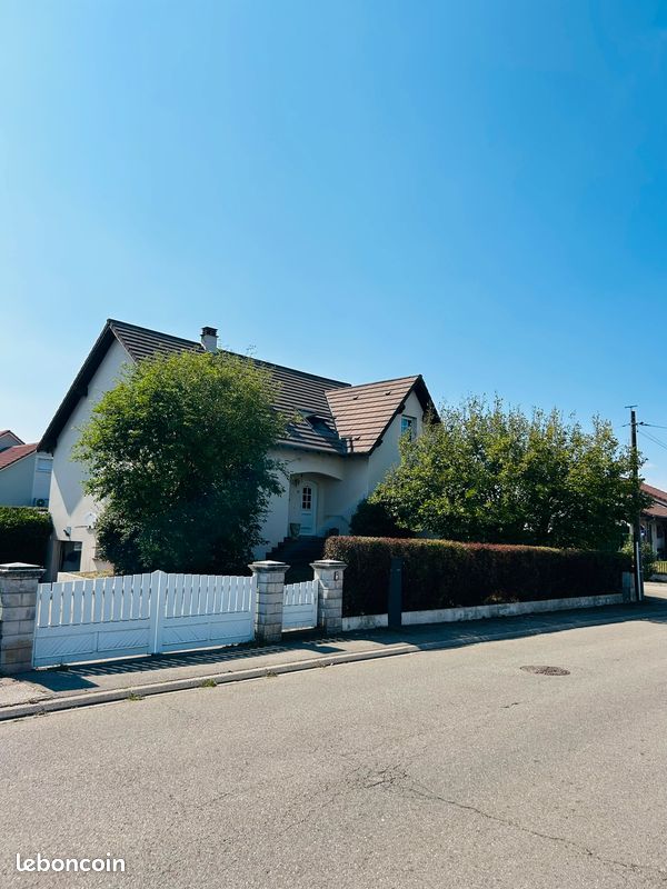 Maison 7 pièces 170 m² · à Puttelange-aux-Lacs · 170 m² · 320 000 €