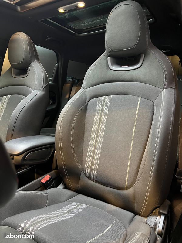 MINI COUNTRYMAN 1.5 134cv+88cv HYBRID PHEV COOPER SE ALL4 BVA JCW / TOIT OUVRANT / APPLECARPLAY / SIEGES CHAUFFANTS (image 23)