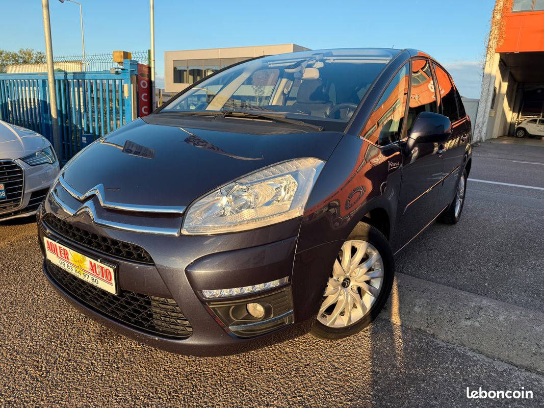 Citroën C4 Picasso 1.6 e-HDI 110ch Exclusive BMP6 (image 3)