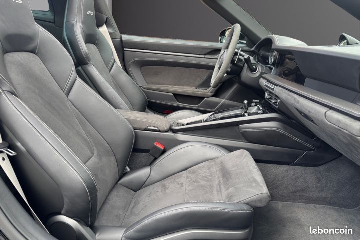 PORSCHE 911 TARGA 4 3.0i 480 PDK GTS BLACK EDITION (image 10)