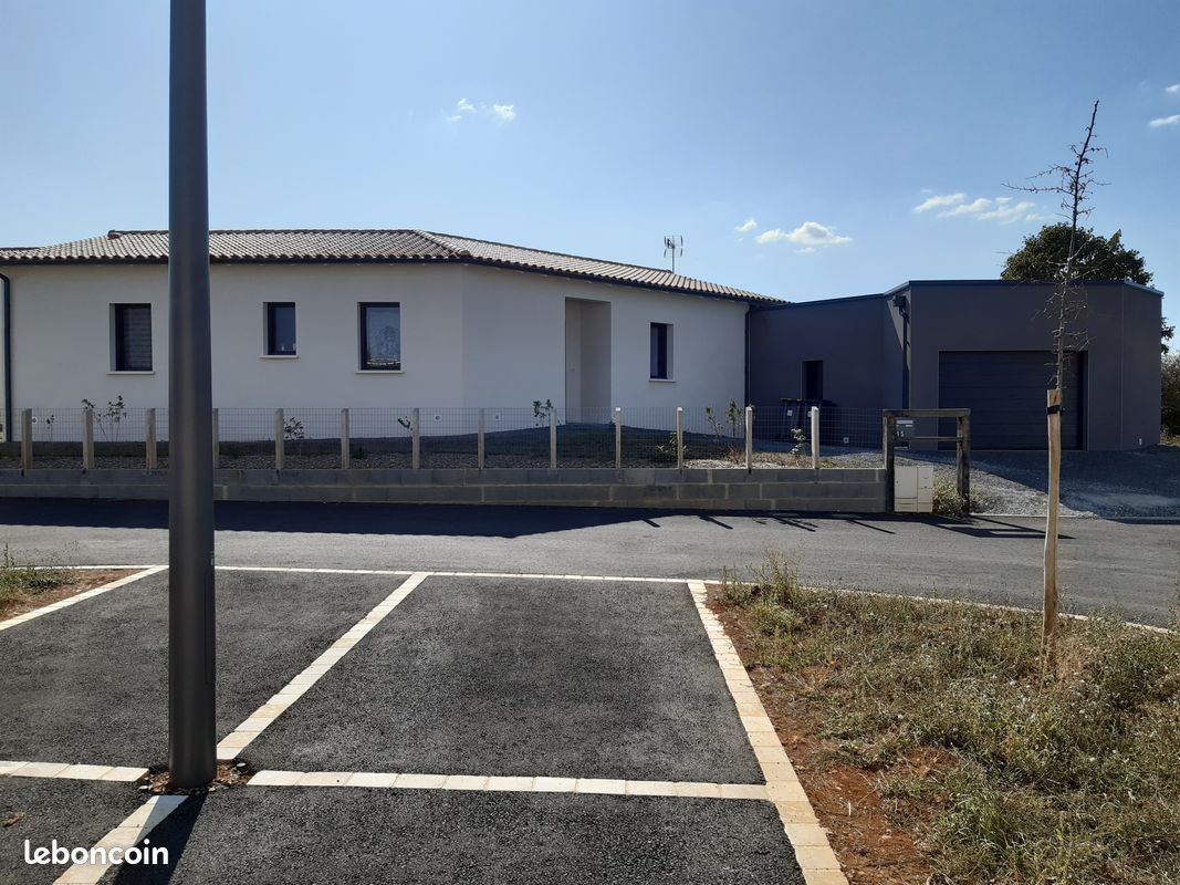 Maison 6 pièces 104 m² · à Poitiers · 104 m² · 1 080 €/mois
