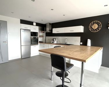 Appartement 350 000 € - 104 m²