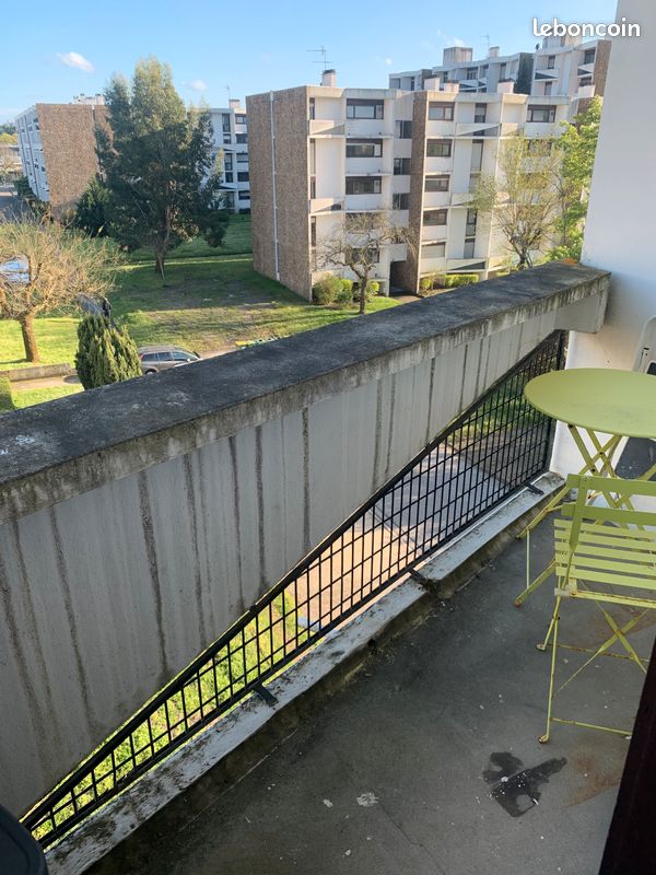 Location meublée studio T1 Pessac vue dégagée - Pessac 33600 (image principale 0)