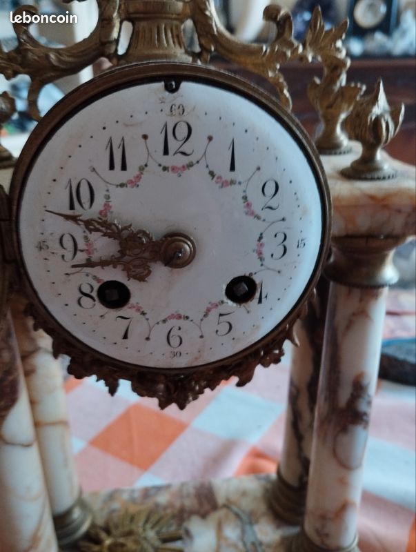 Pendule en bronze et marbre (image 3)