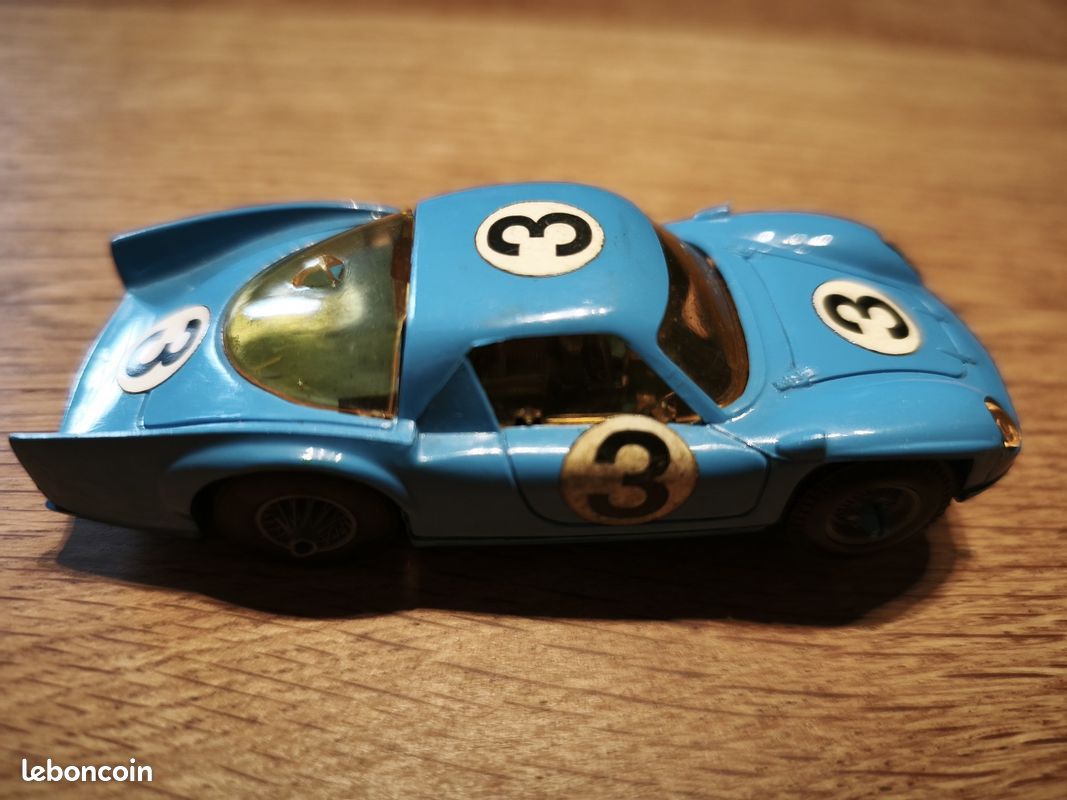 Voiture de circuit électrique Jouef Alpine 3000 (image 4)