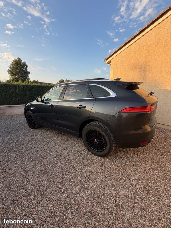 Jaguar F Pace Prestige 2.0 180cv (image 2)