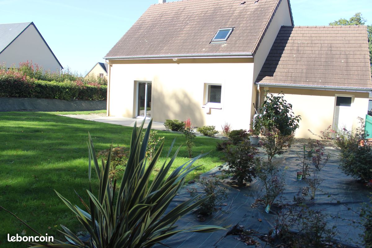 Maison 5 pièces 114 m² · à Saint-Georges-des-Groseillers · 114 m² · 210 000 €