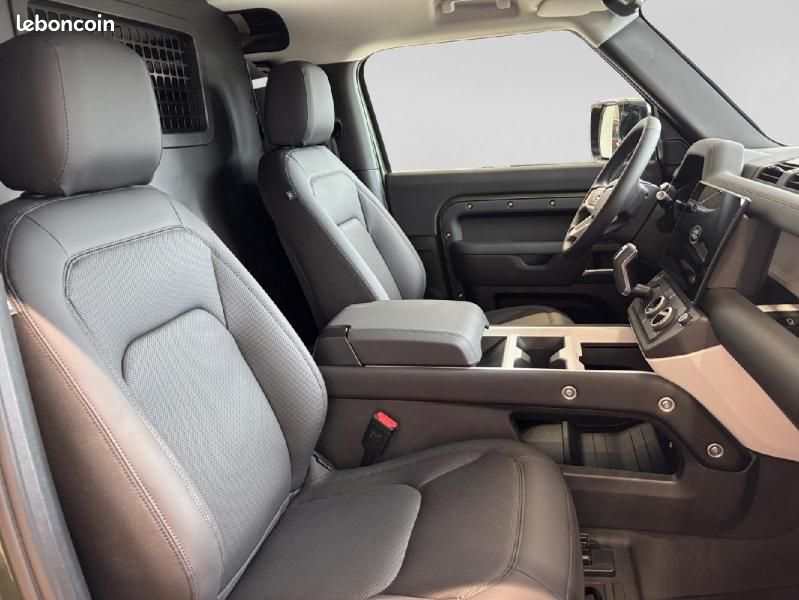 Land-rover Defender 90 3.0 D200 Hard Top S (image 4)