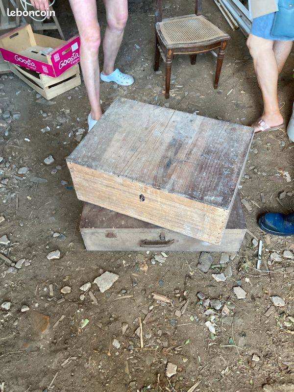 Petite malle en bois (image 1)