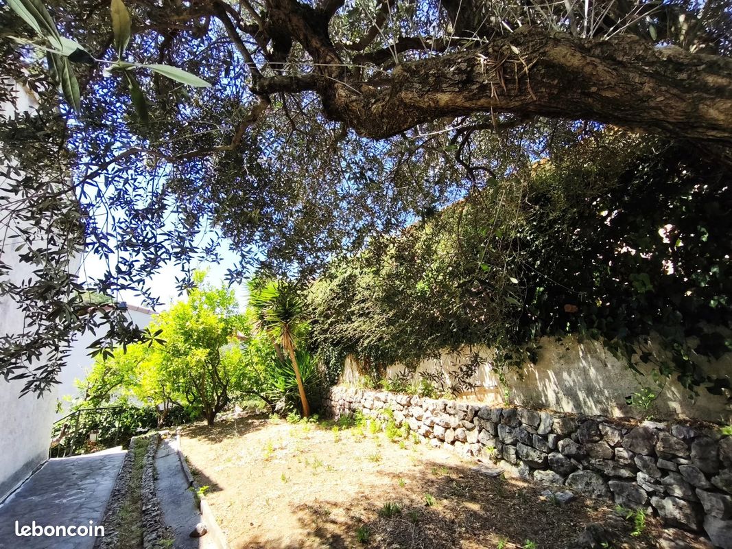 Maison 6 pièces 130 m² · à La Colle-sur-Loup · 130 m² · 560 000 €