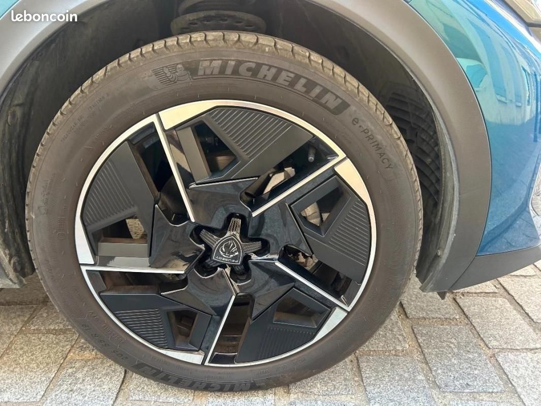 Peugeot 408 1.2 PURETECH 130 GT EAT BVA START-STOP (image 43)