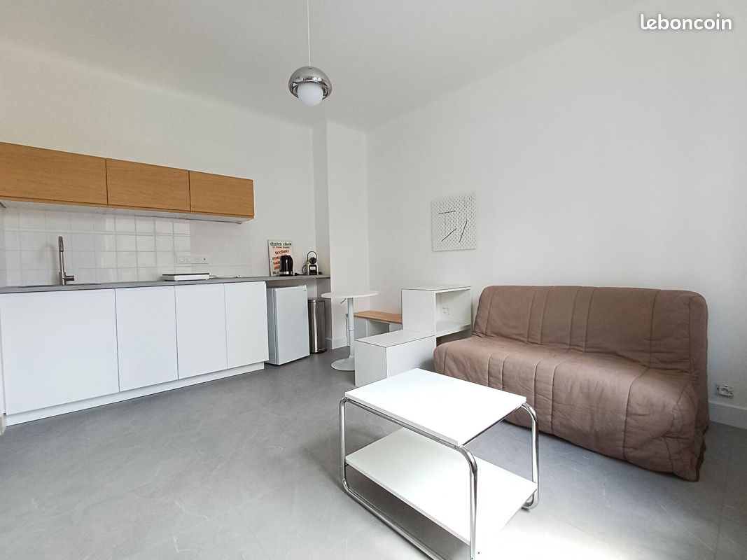 Appartement 1 pièce 18 m² · à La Riche · 18 m² · 530 €