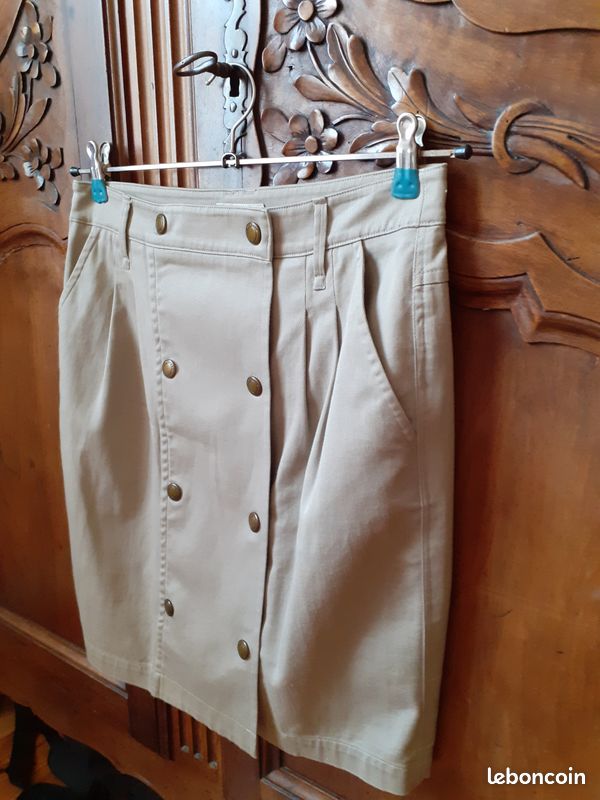 Jupe courte Burberry (image 1)