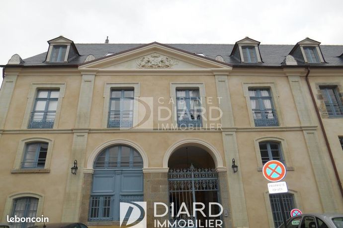 https://img.leboncoin.fr/api/v1/lbcpb1/images/3e/0b/c5/3e0bc50c87957d4b7c1688213f2a9d47e2dfc79c.jpg?rule=ad-image