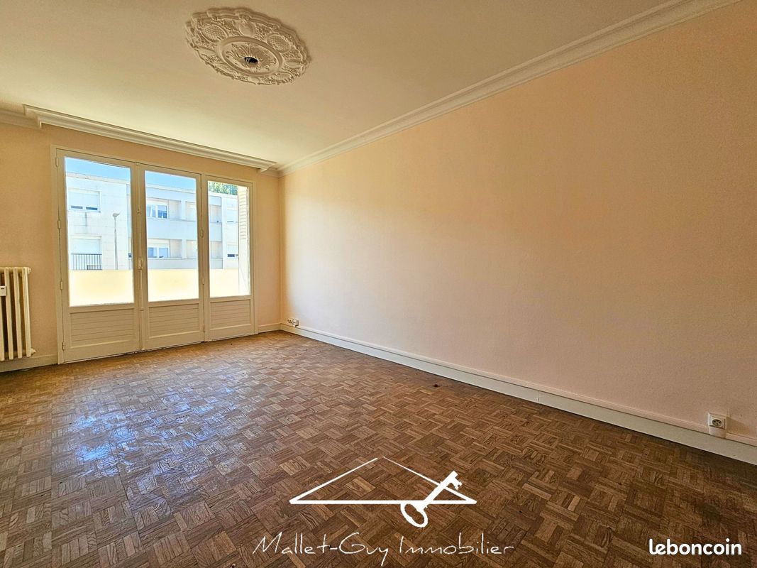 Appartement 3 pièces 60 m² · à Limoges · 60 m² · 77 000 €