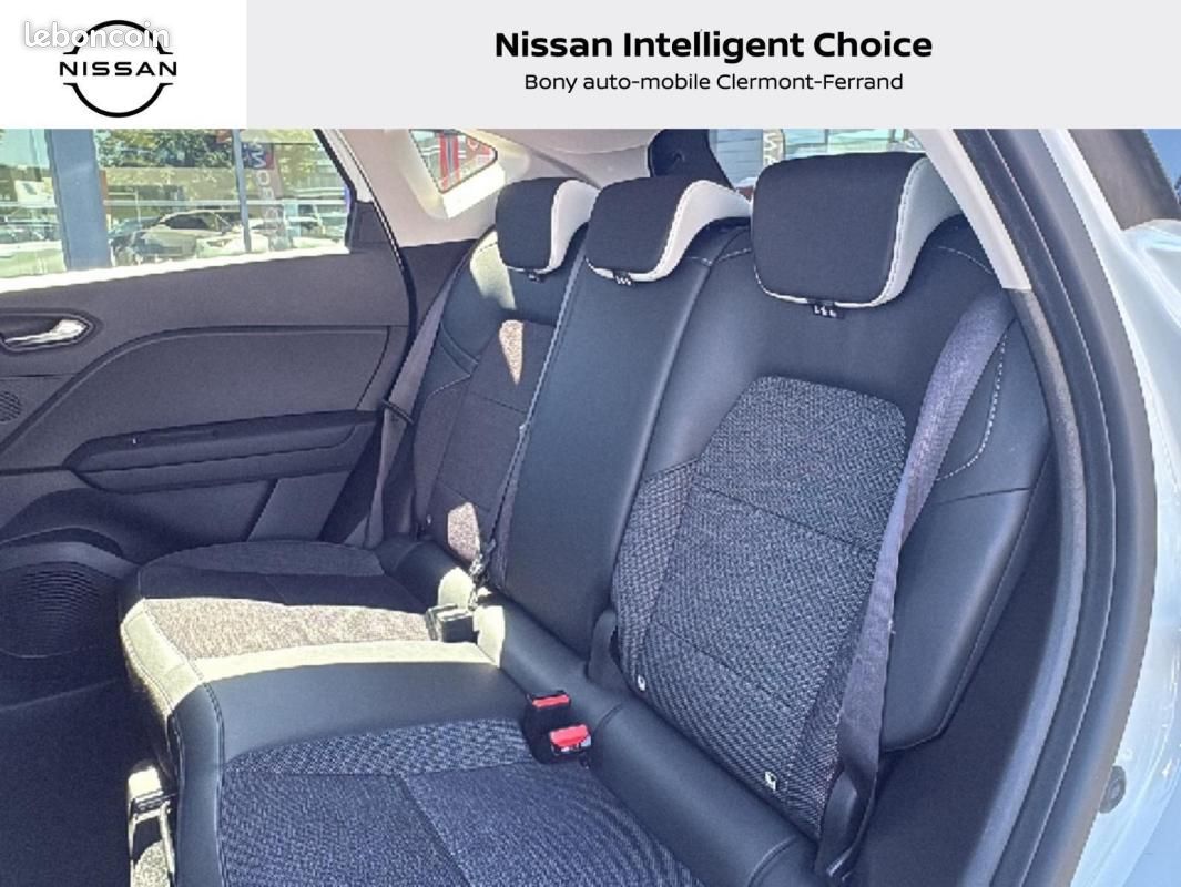 Renault Captur tCe 90 Techno (image 12)