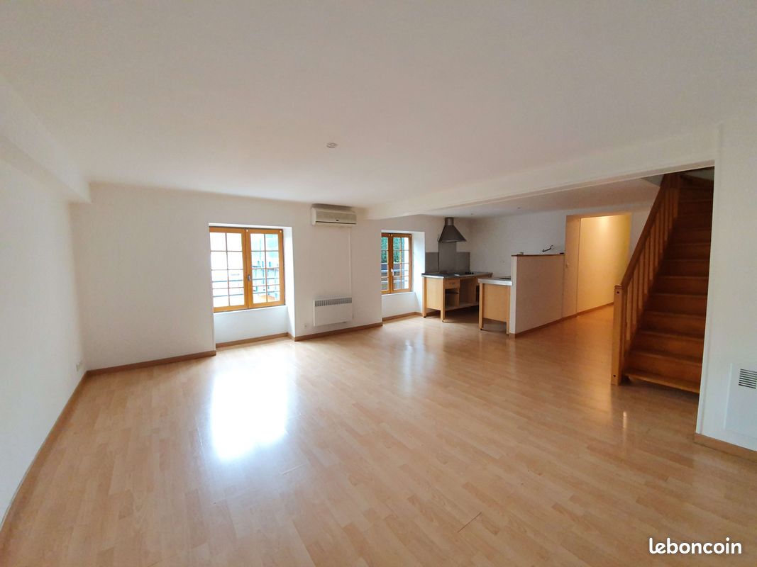 Appartement 3 pièces 65 m² · à Auneau-Bleury-Saint-Symphorien · 65 m² · 700 €
