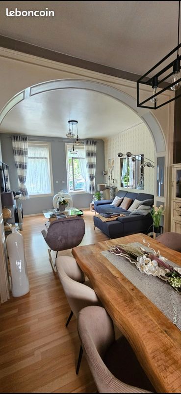 Maison 7 pièces 160 m² · à Hénin-Beaumont · 160 m² · 220 000 €