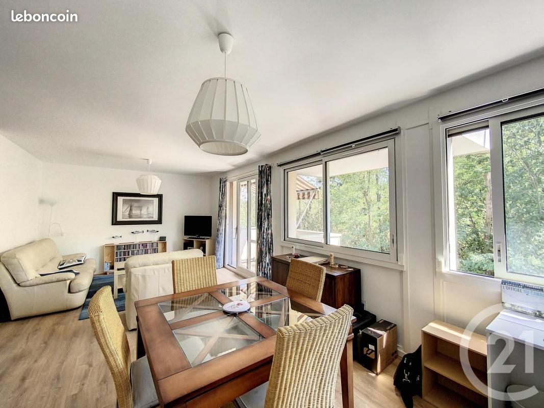 Appartement 4 pièces 84 m² · à Chamalières · 84 m² · 955 €/mois