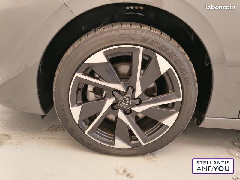 Peugeot 308 Hybrid 145 e-DCS6 Allure (image 16)