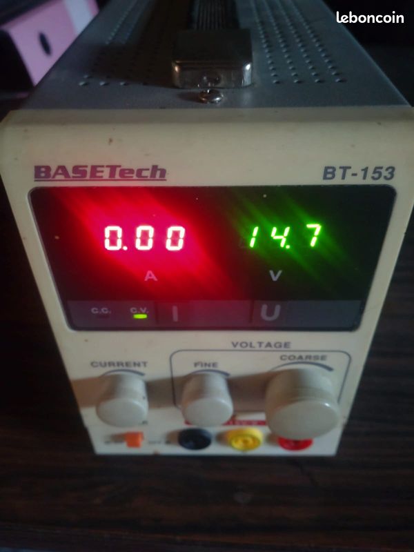 Bloc d'alimentation de laboratoire (image 3)