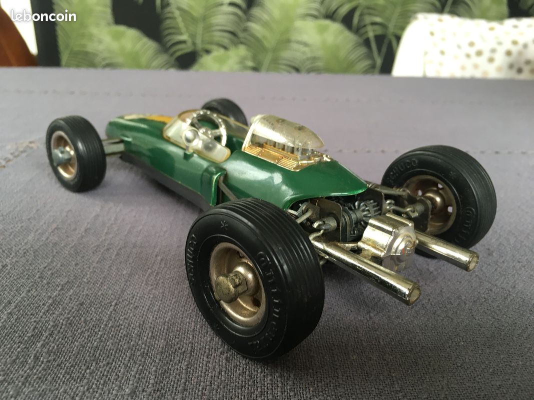 SCHUCO 1079 DYNAMO LOTUS FORMULE 1 POUR RESTAURATION