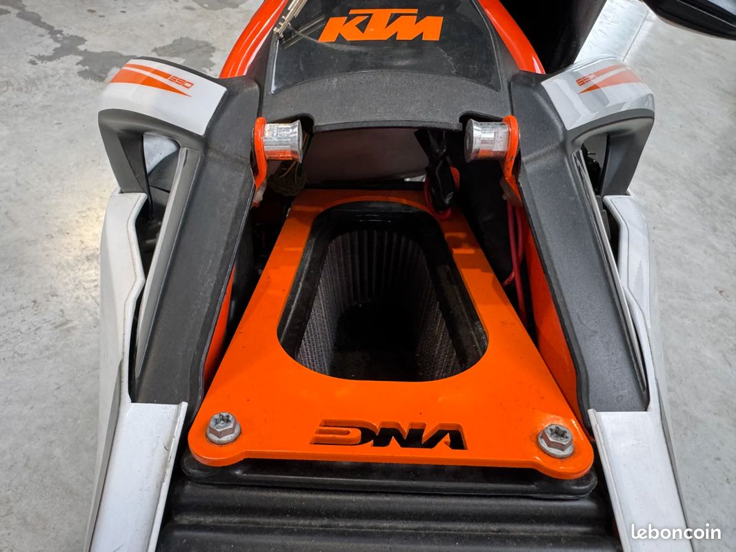 KTM SMC R 690 - 2019 - 7 000 km - STAGE 1 - ECHAPPEMENT WINGS - BOITIER DYNOJET (image 6)